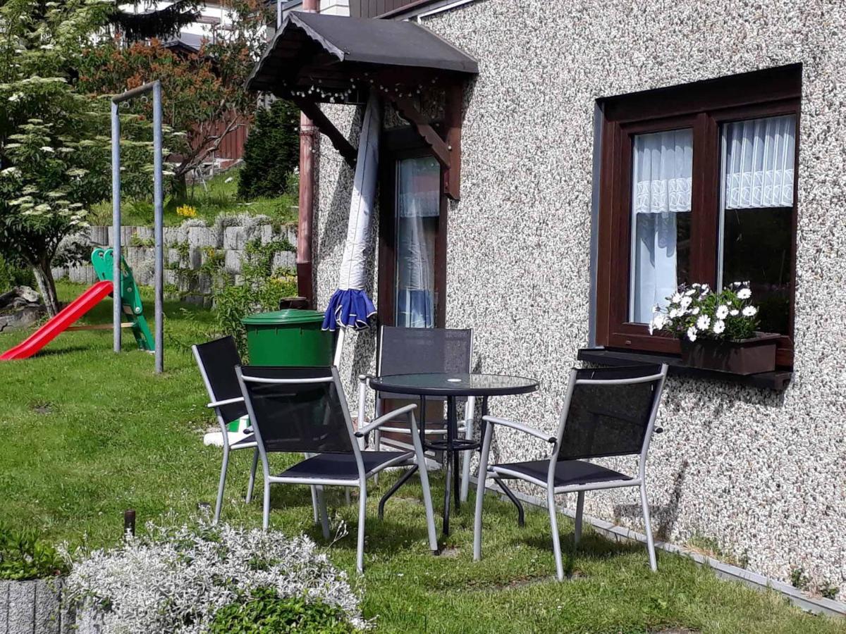 Ferienwohnung Suetovius Oberwiesenthal Esterno foto